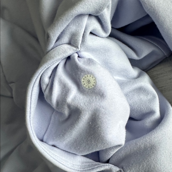 Lululemon Scuba Hoodie - Picture 9 of 10